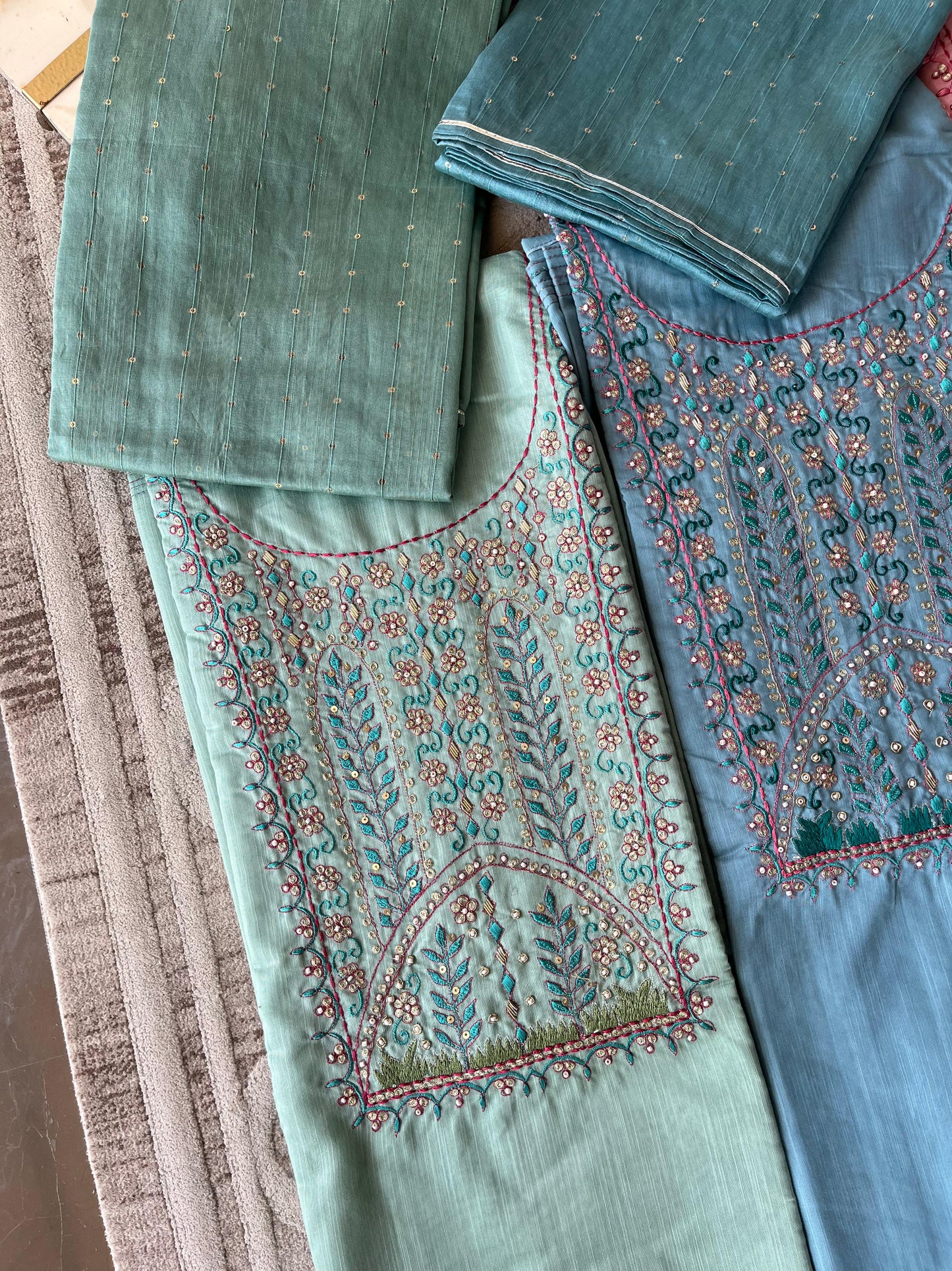 K-1714 UNSTITCHED SUIT