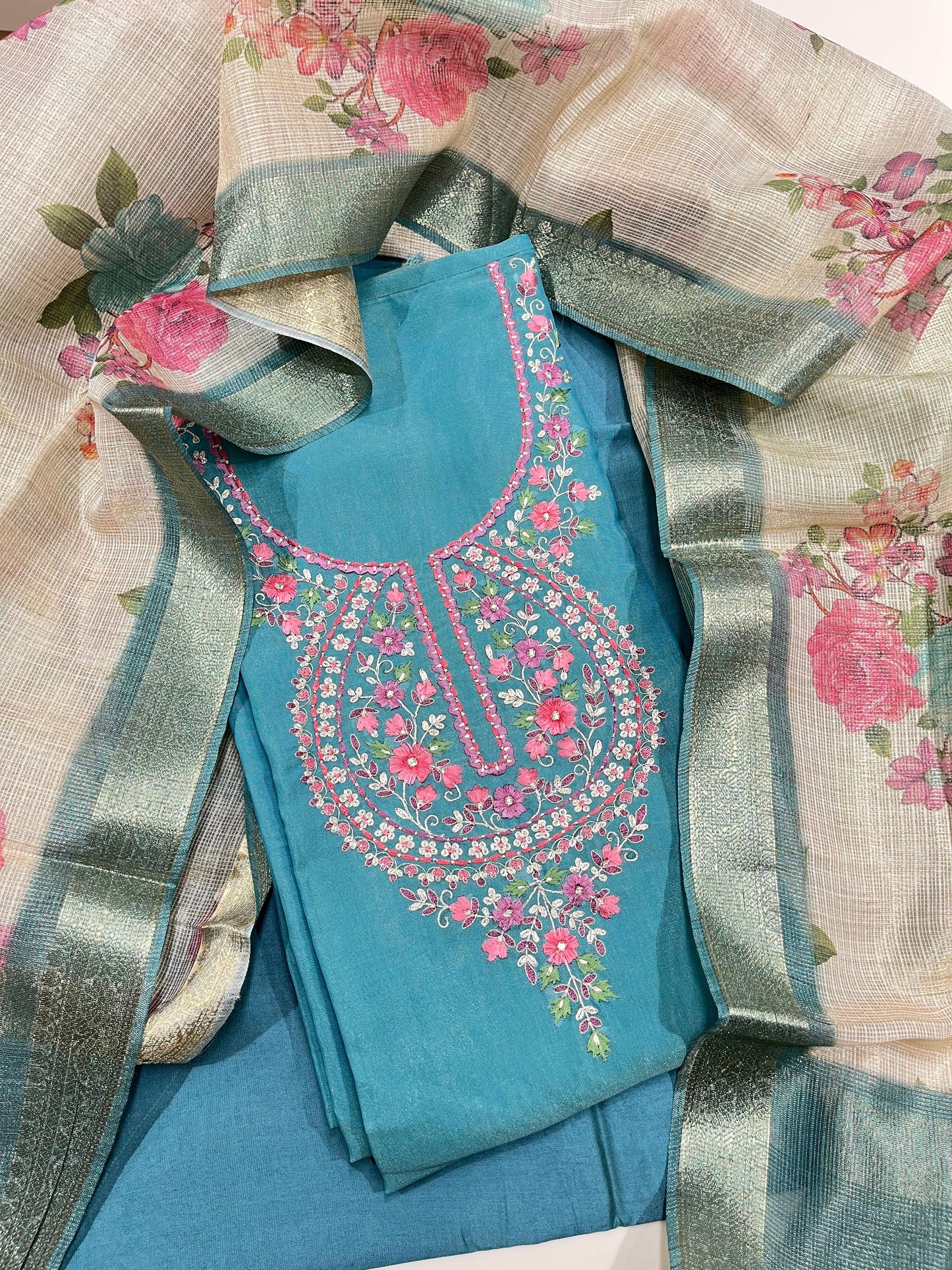 K-2603 UNSTITCHED SUIT