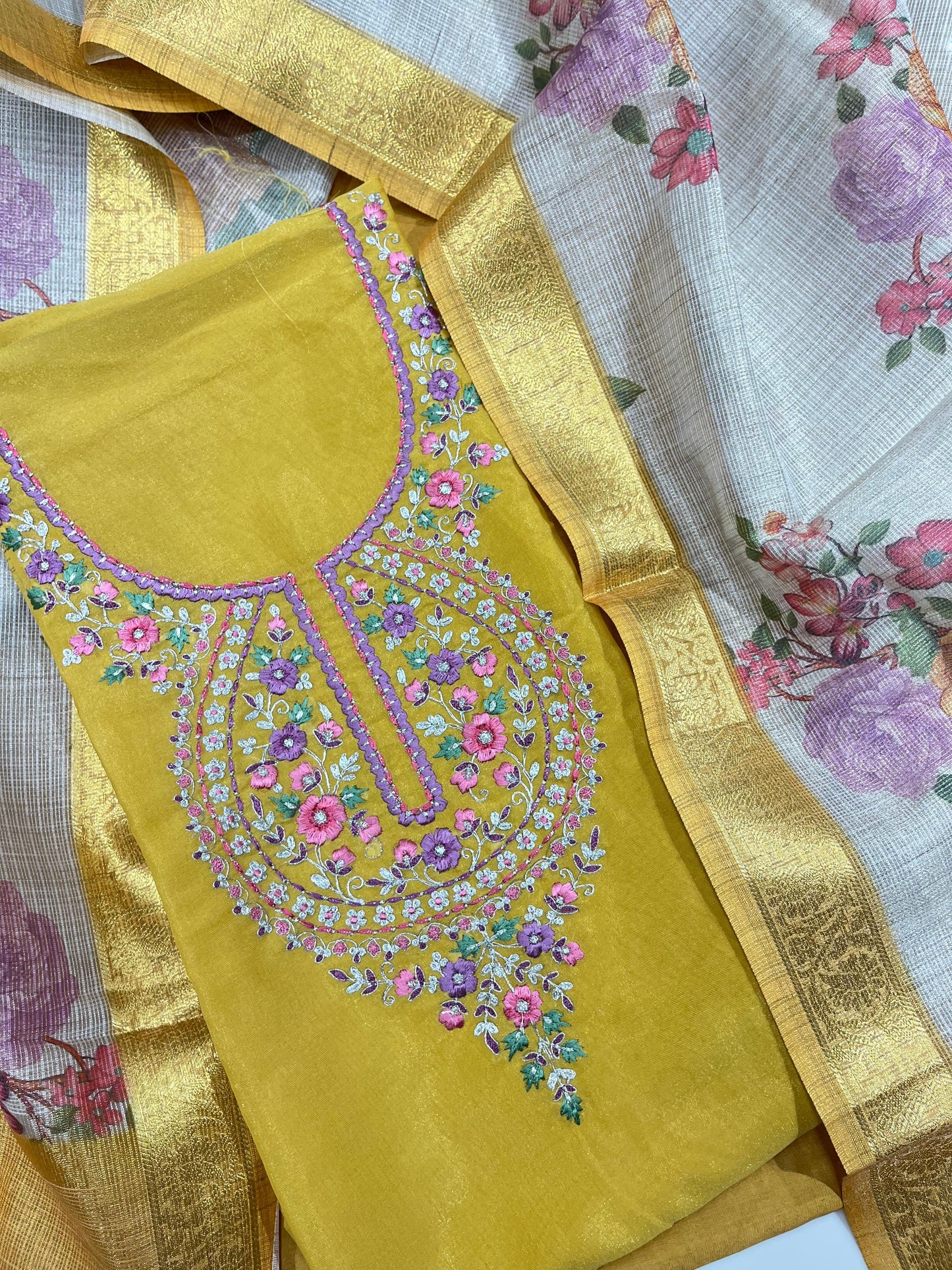 K-2603 UNSTITCHED SUIT