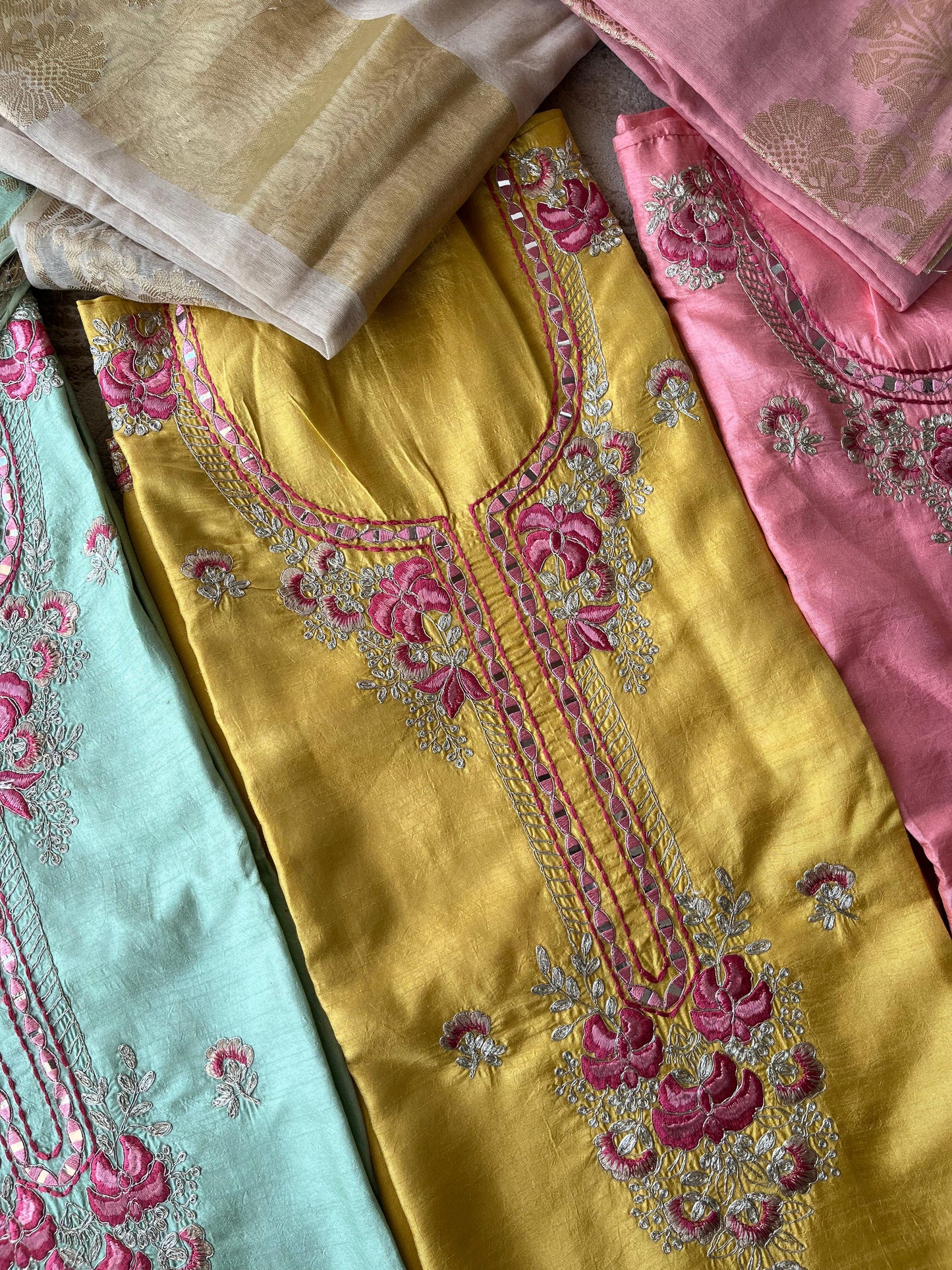 K-2006 UNSTITCHED SUIT