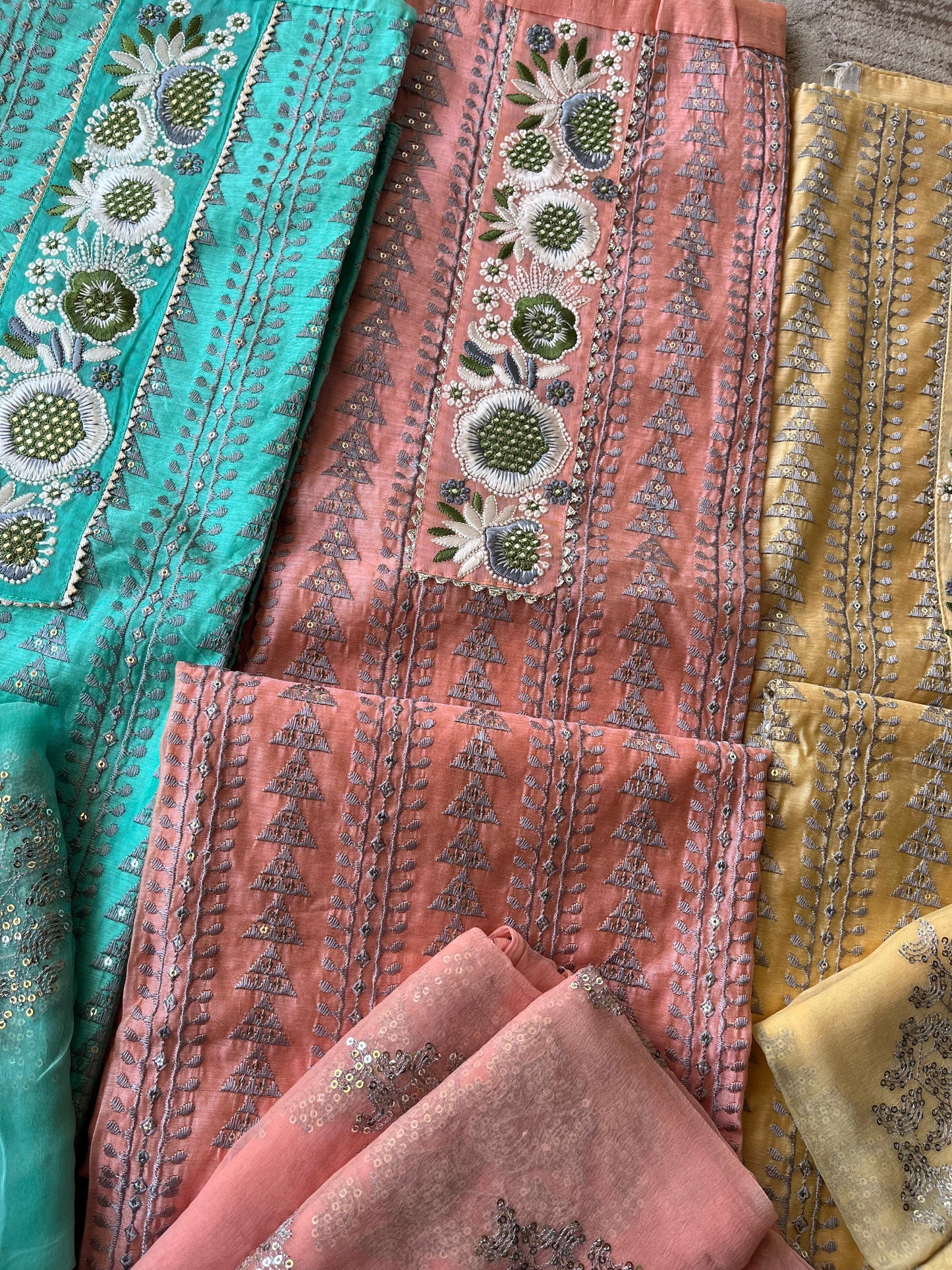 K-1876 UNSTITCHED SUIT