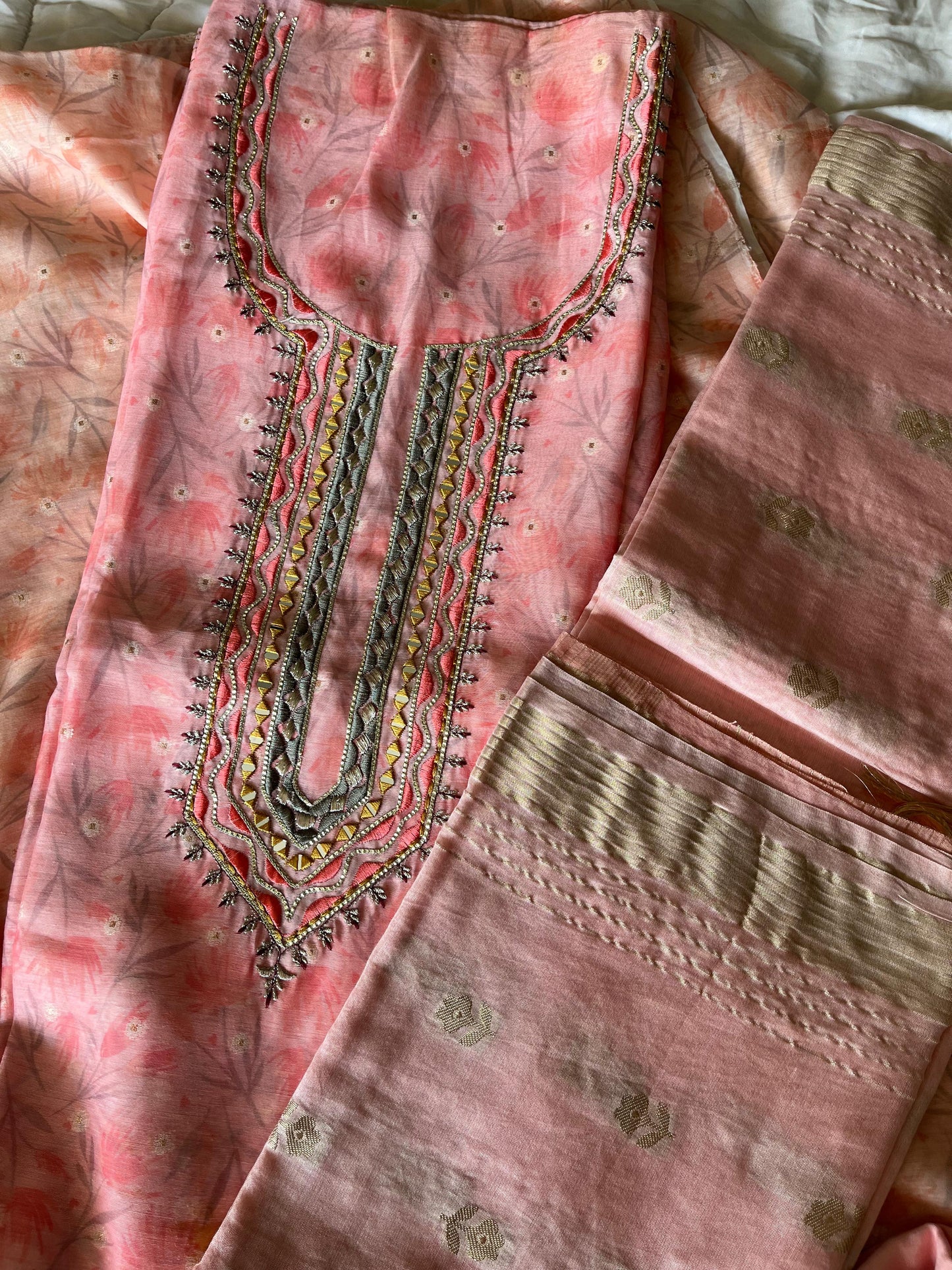 K-1994 UNSTITCHED SUIT