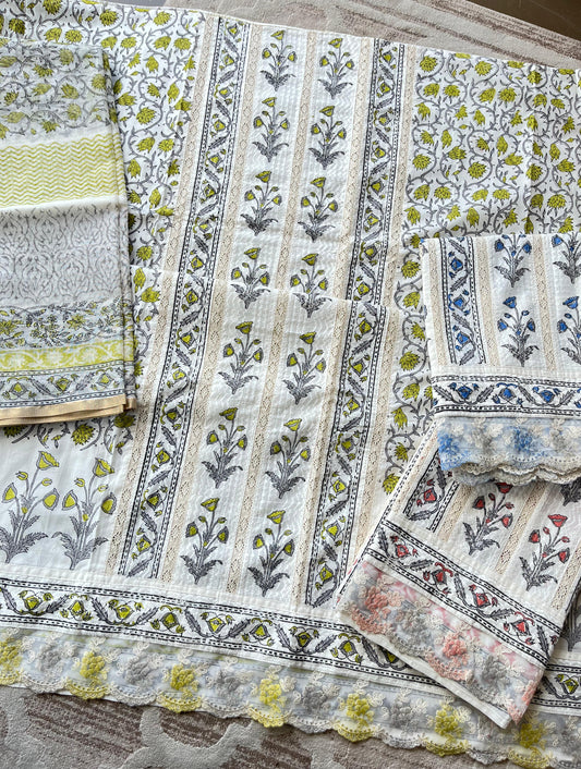 K-2468 UNSTITCHED SUIT