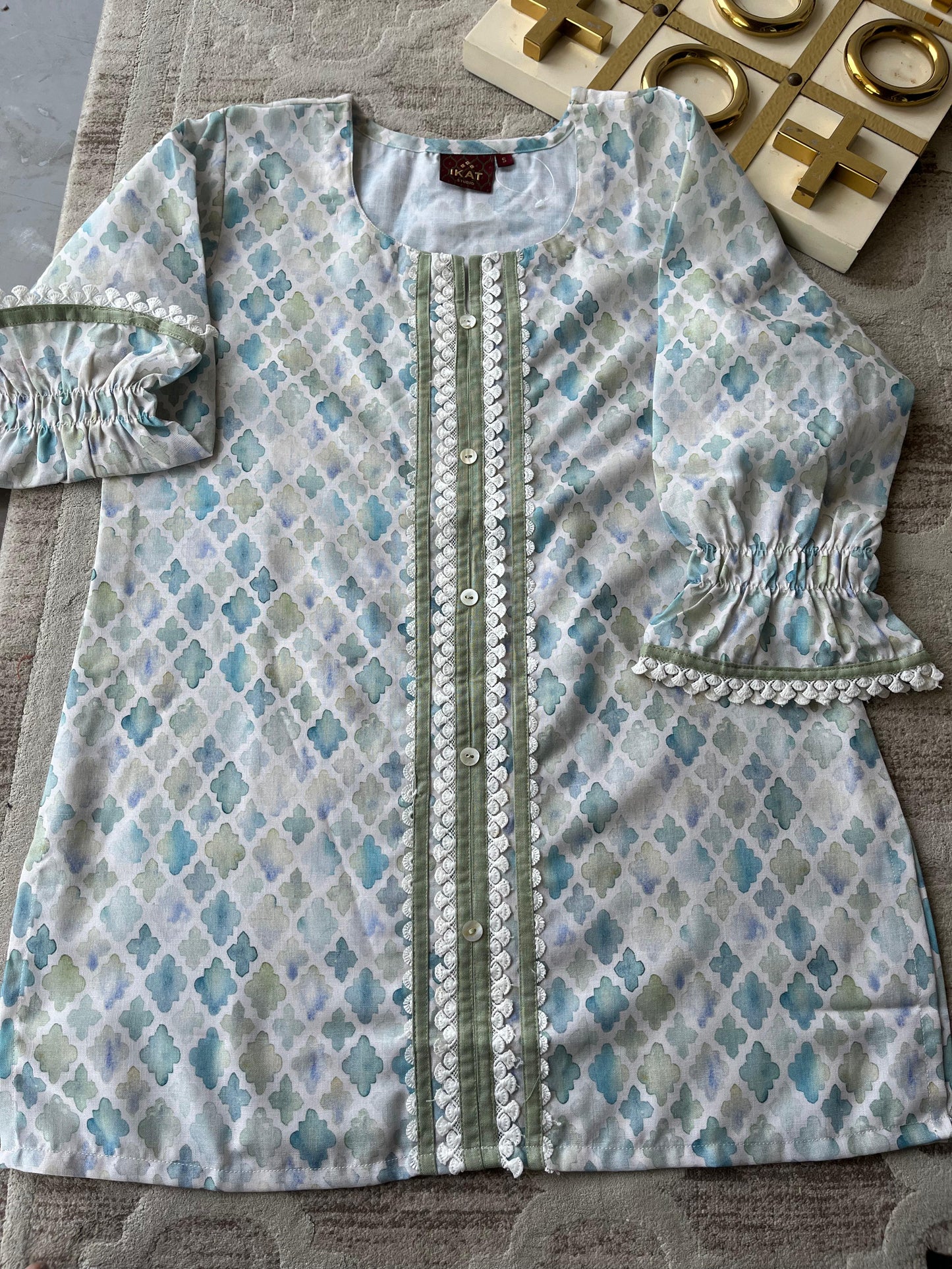 1121- Straight Printed Tunic