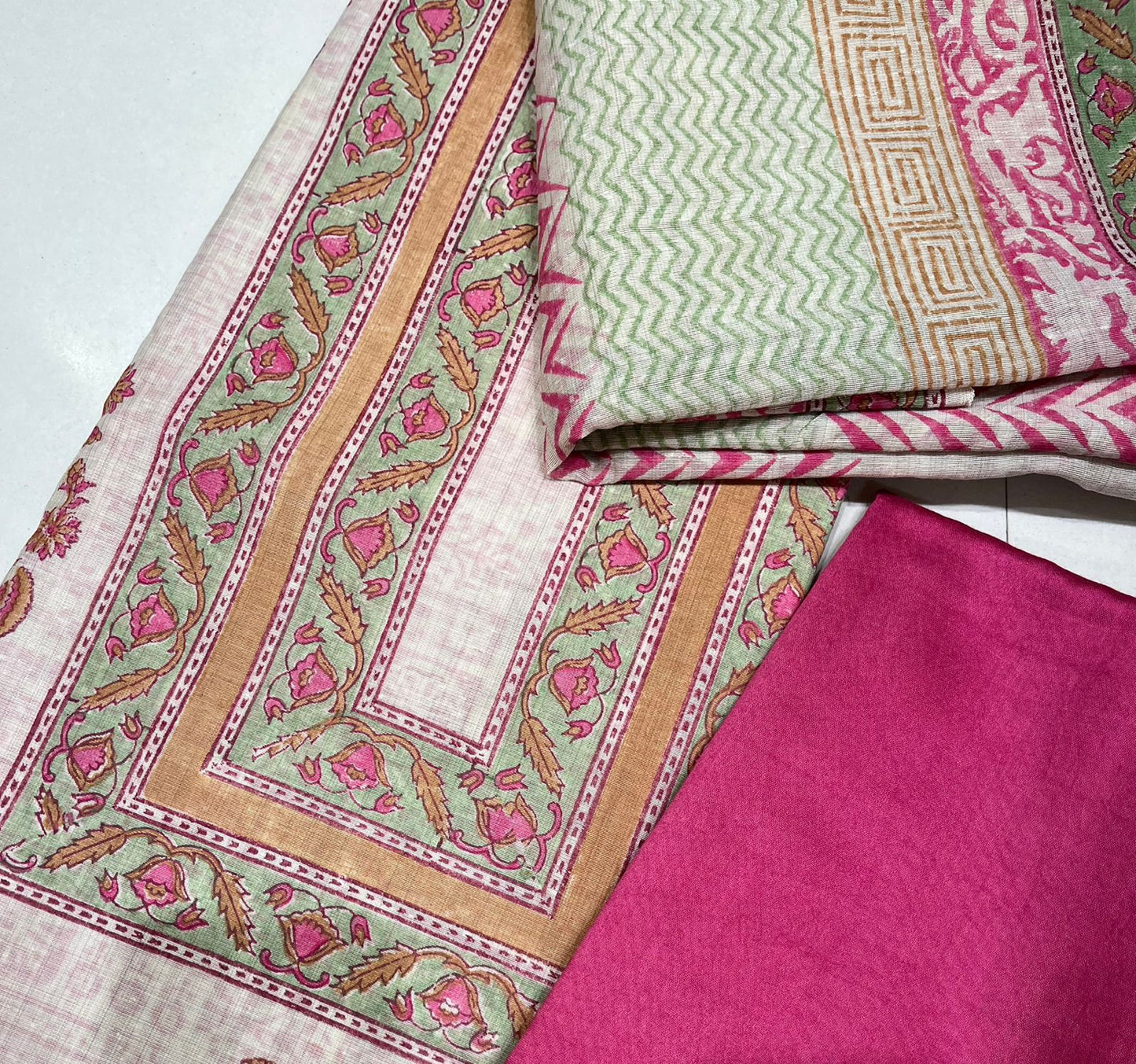 10-2559 UNSTITCHED SUIT